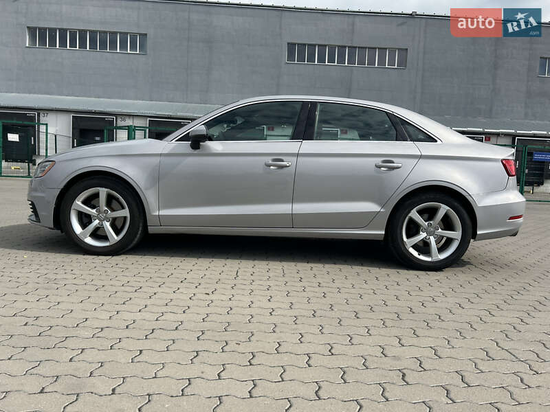 Седан Audi A3 2014 в Львове