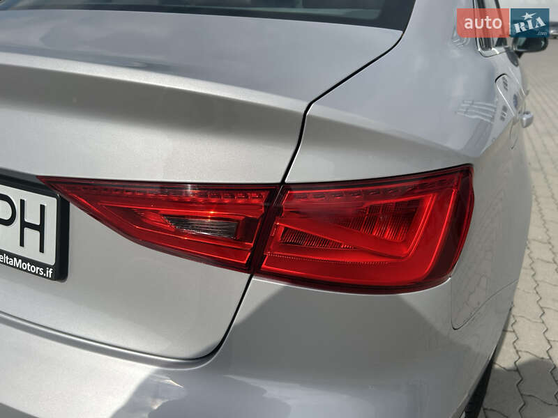 Седан Audi A3 2014 в Львове