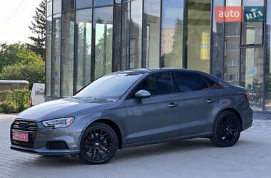 Седан Audi A3 2017 в 