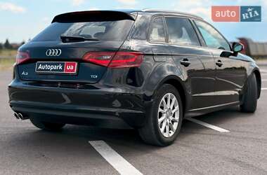 Хетчбек Audi A3 2016 в 