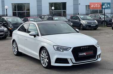 Седан Audi A3 2015 в 