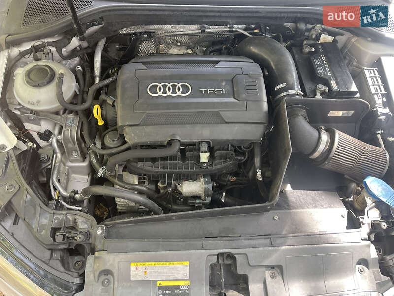 Седан Audi A3 2014 в Львові