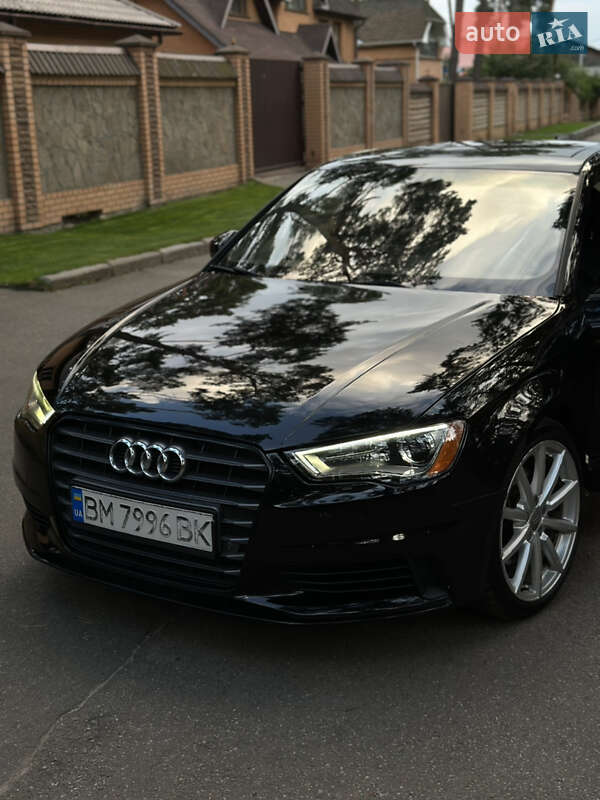 Седан Audi A3 2015 в Чернигове