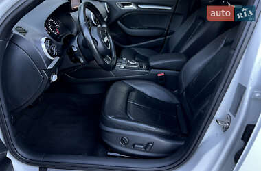 Седан Audi A3 2016 в 