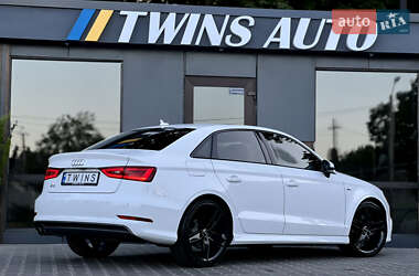 Седан Audi A3 2016 в 