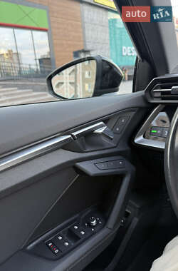 Седан Audi A3 2021 в 
