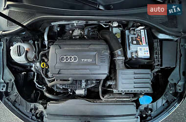 Кабриолет Audi A3 2016 в 