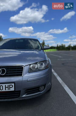 Хетчбек Audi A3 2003 в 
