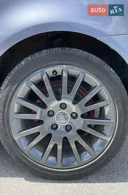 Хетчбек Audi A3 2003 в 