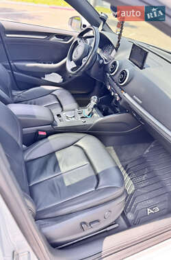 Седан Audi A3 2015 в 