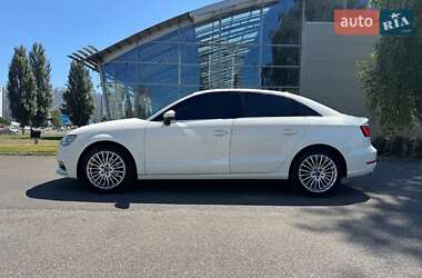 Седан Audi A3 2014 в 