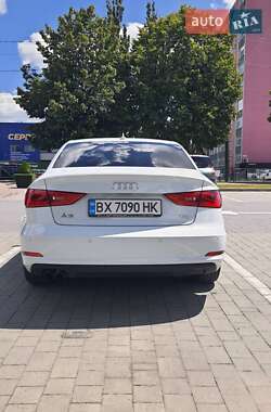 Седан Audi A3 2016 в 