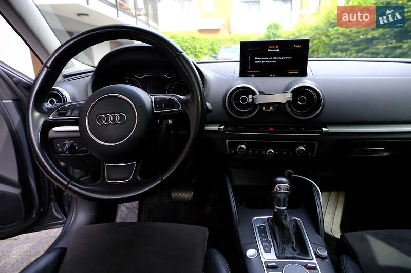Хетчбек Audi A3 2016 в Львові