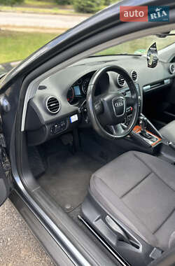 Хэтчбек Audi A3 2007 в 