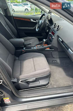 Хэтчбек Audi A3 2007 в 