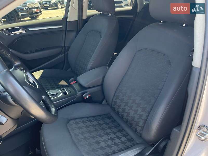 Седан Audi A3 2013 в Києві