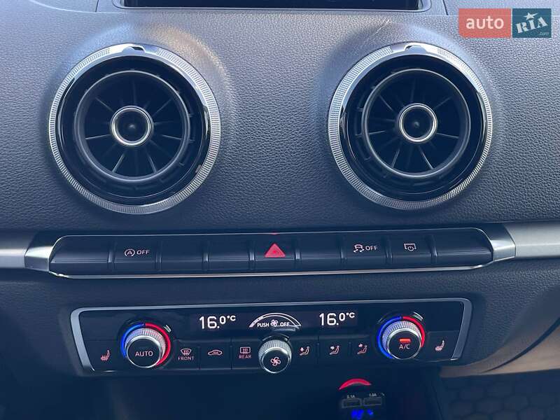 Седан Audi A3 2013 в Києві