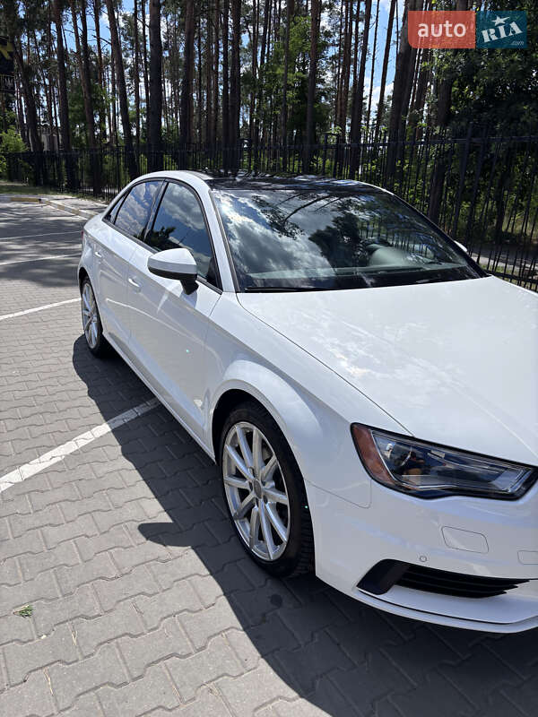 Седан Audi A3 2015 в Києві