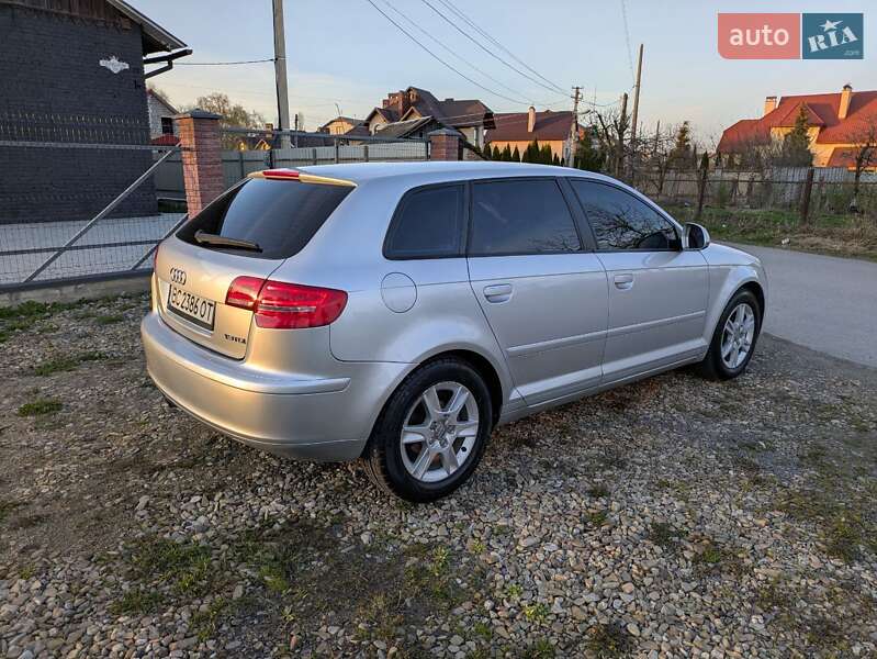 Хетчбек Audi A3 2009 в Самборі