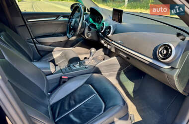 Седан Audi A3 2017 в 