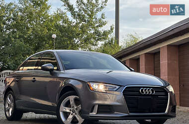 Седан Audi A3 2018 в 