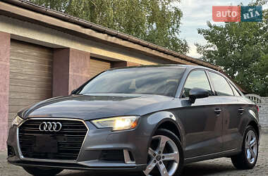 Седан Audi A3 2018 в 