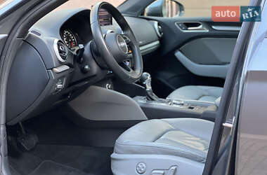 Седан Audi A3 2018 в 
