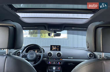 Хэтчбек Audi A3 2016 в 