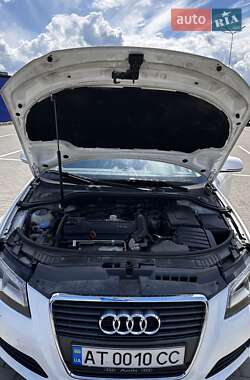 Хэтчбек Audi A3 2009 в 