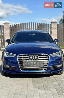 Седан Audi A3 2014 в Старокостянтинові