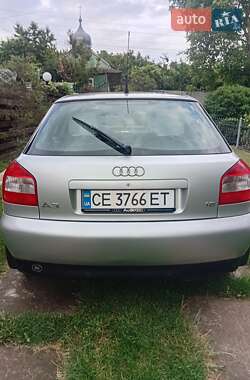 Хэтчбек Audi A3 2002 в 