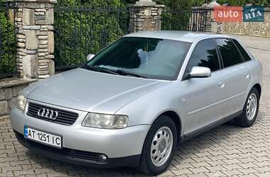Хетчбек Audi A3 2002 в 