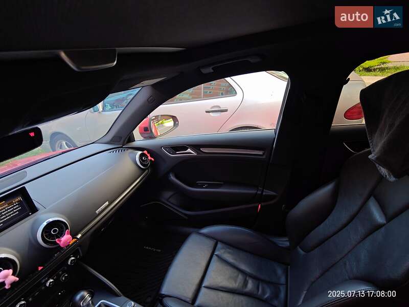 Хэтчбек Audi A3 2016 в Хмельницком