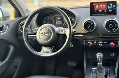 Седан Audi A3 2014 в 