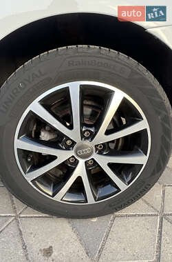 Хетчбек Audi A3 2010 в 