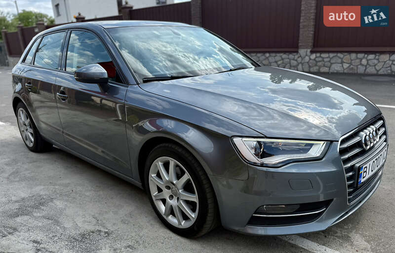 Хетчбек Audi A3 2017 в Полтаві