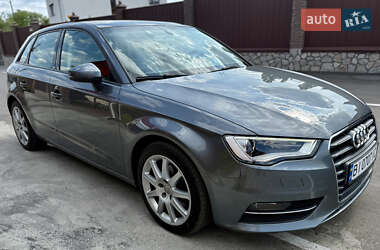Хетчбек Audi A3 2017 в 