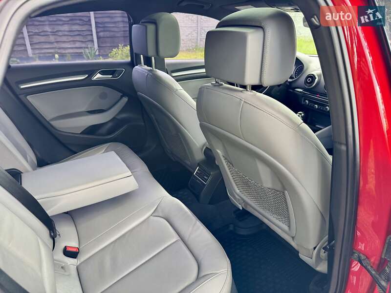 Седан Audi A3 2016 в Києві