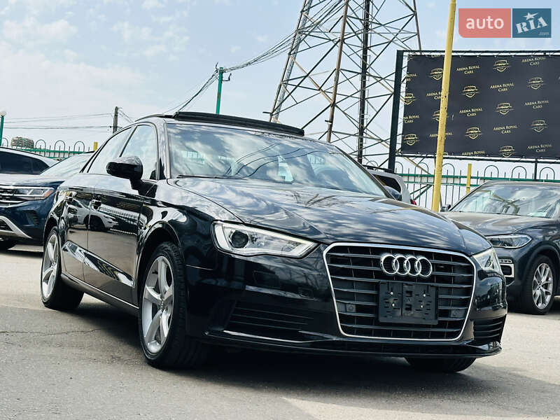 Седан Audi A3 2015 в Харькове