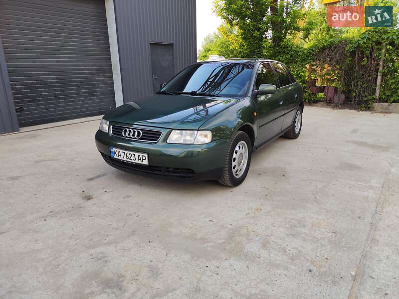 Хэтчбек Audi A3 1999 в Киеве