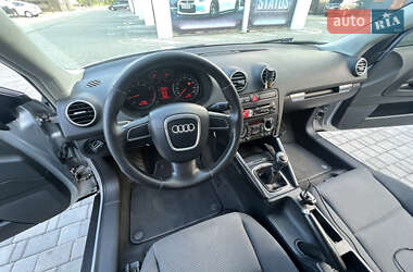 Хэтчбек Audi A3 2006 в 