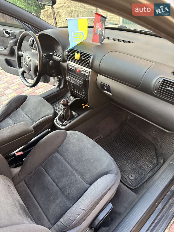 Хэтчбек Audi A3 2000 в Ахтырке