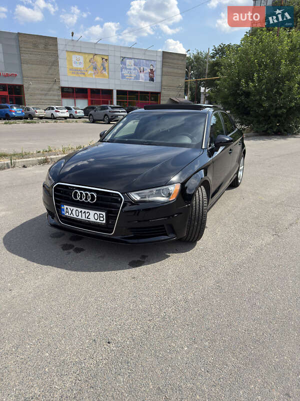 Седан Audi A3 2016 в Днепре
