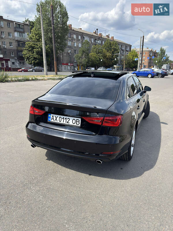 Седан Audi A3 2016 в Днепре