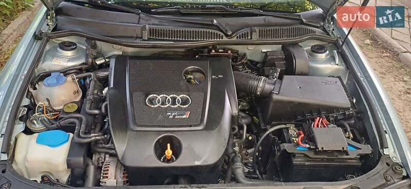 Хэтчбек Audi A3 2001 в Новоднестровске