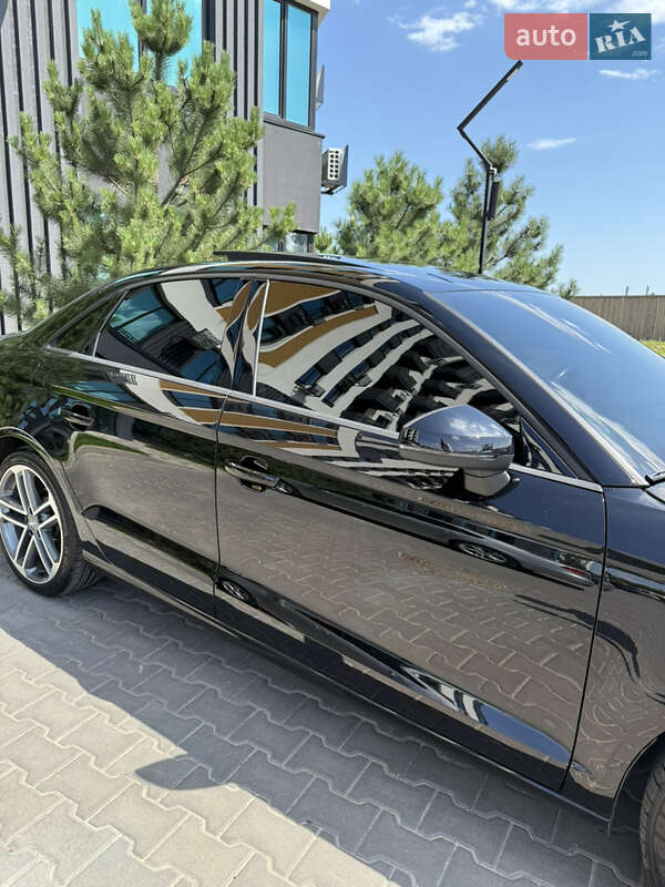 Седан Audi A3 2017 в Києві