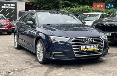 Хетчбек Audi A3 2017 в Львові