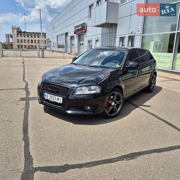 Хетчбек Audi A3 2009 в Кривому Розі