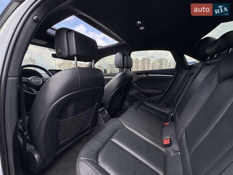 Седан Audi A3 2017 в Києві