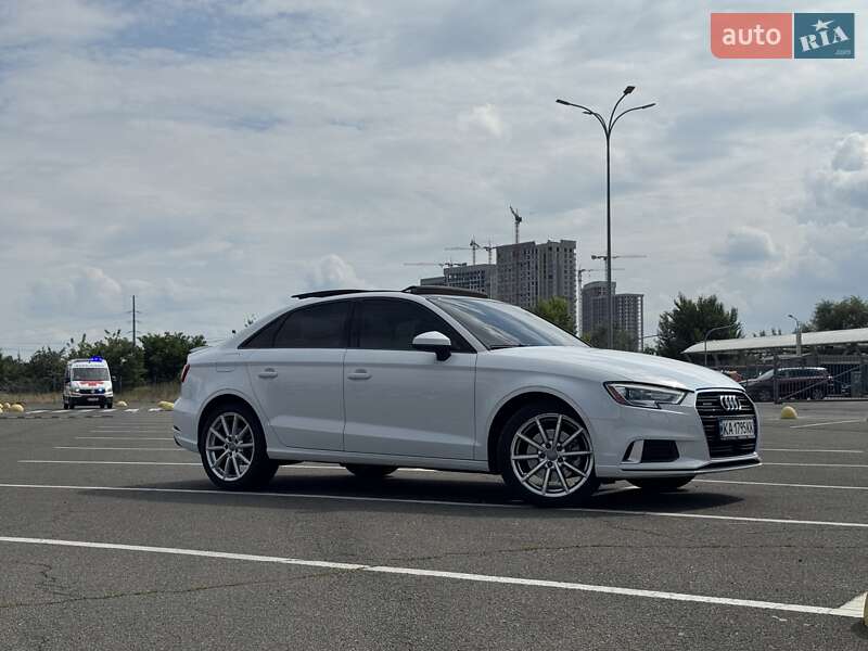Седан Audi A3 2017 в Києві